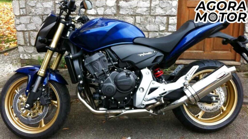 Foto de uma Hornet 2007 Tabela FIPE