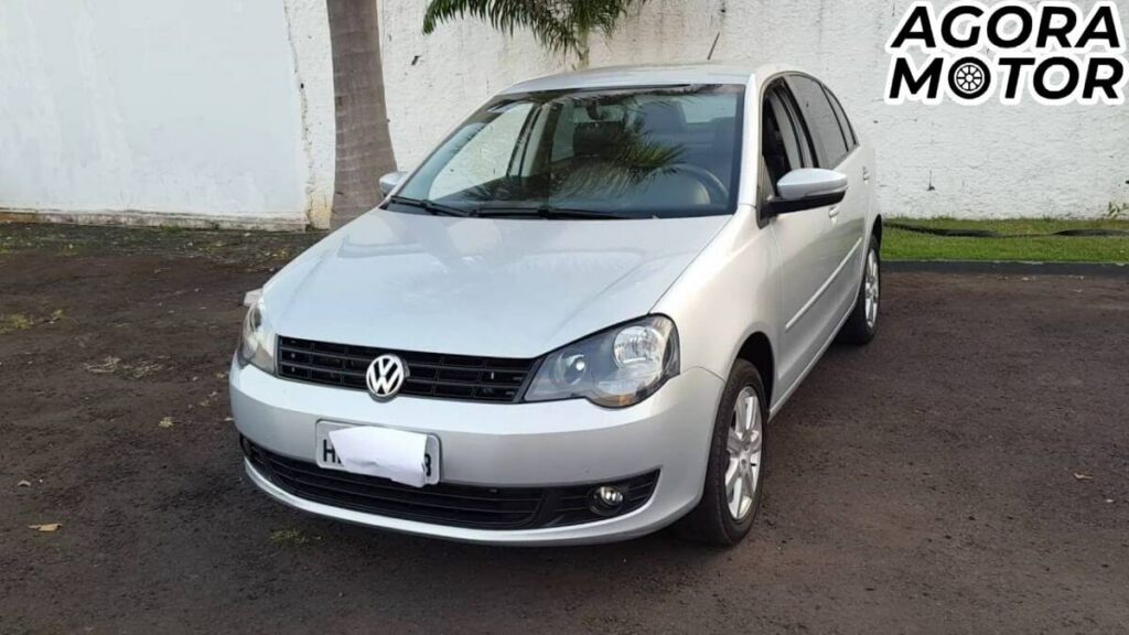 Foto de um Volkswagen Polo 2012