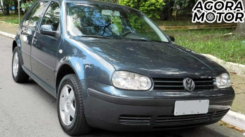 Foto de um Golf 2001