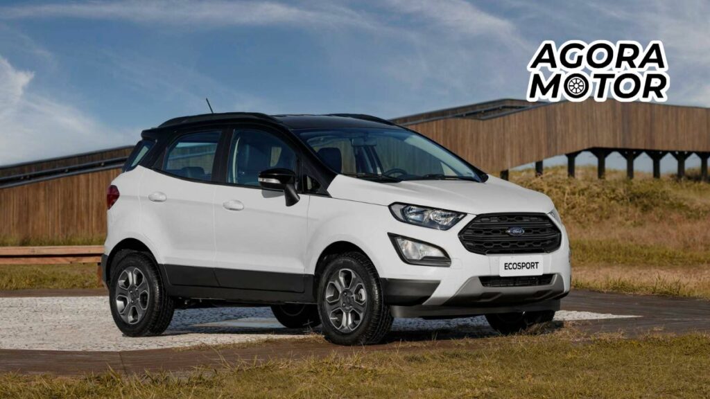 Foto de uma Ecosport 2021 branca