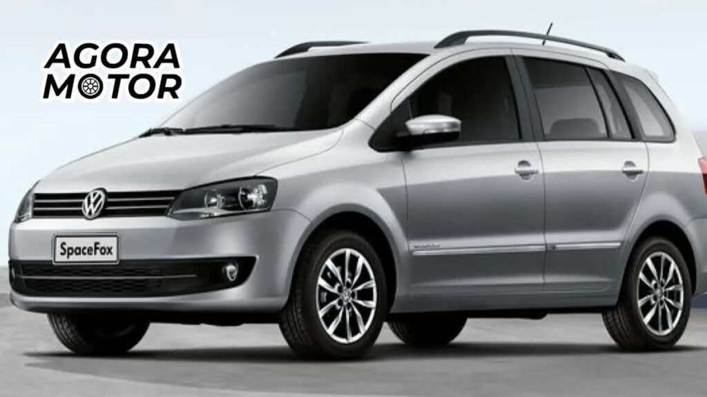 Foto de uma SpaceFox 2013 cinza