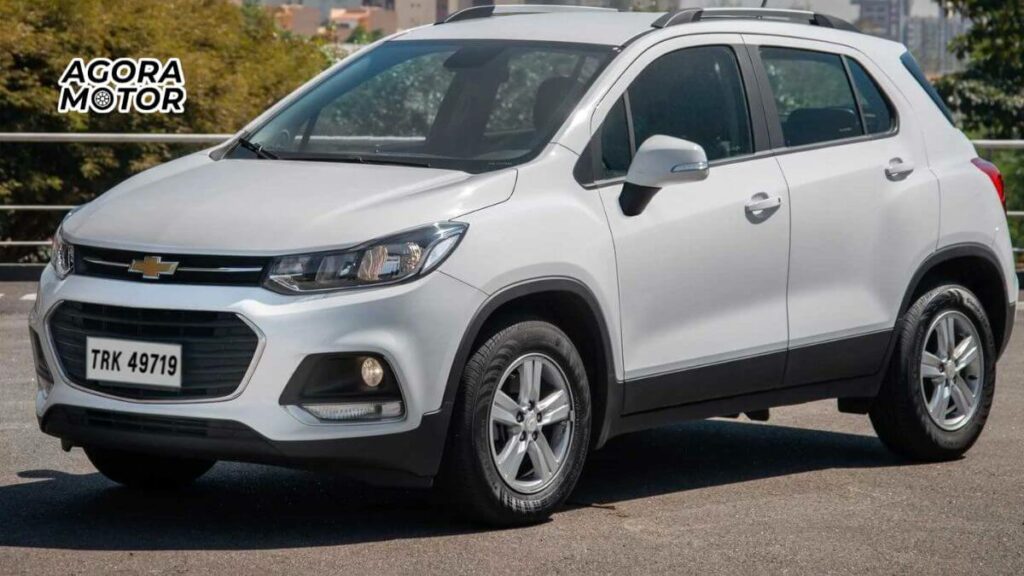 Foto de uma Tracker 2019 branca
