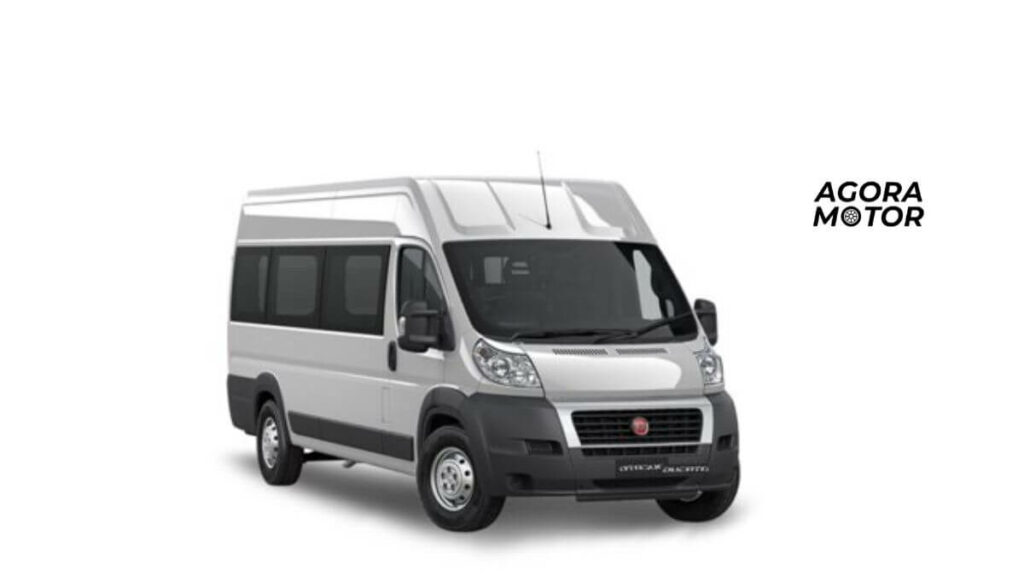 foto de um ducato 2004