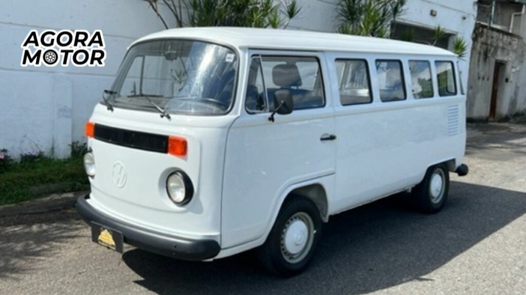 foto de uma kombi 1997