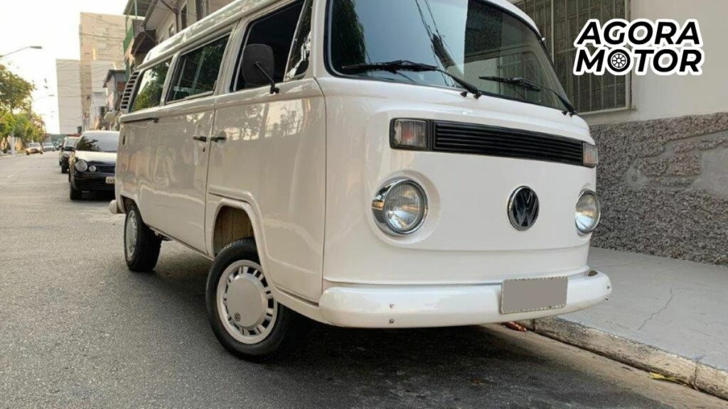 foto de uma kombi 1999