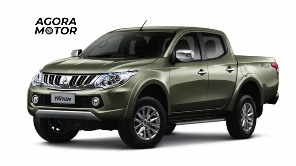 foto de um l200 triton 2017 verde