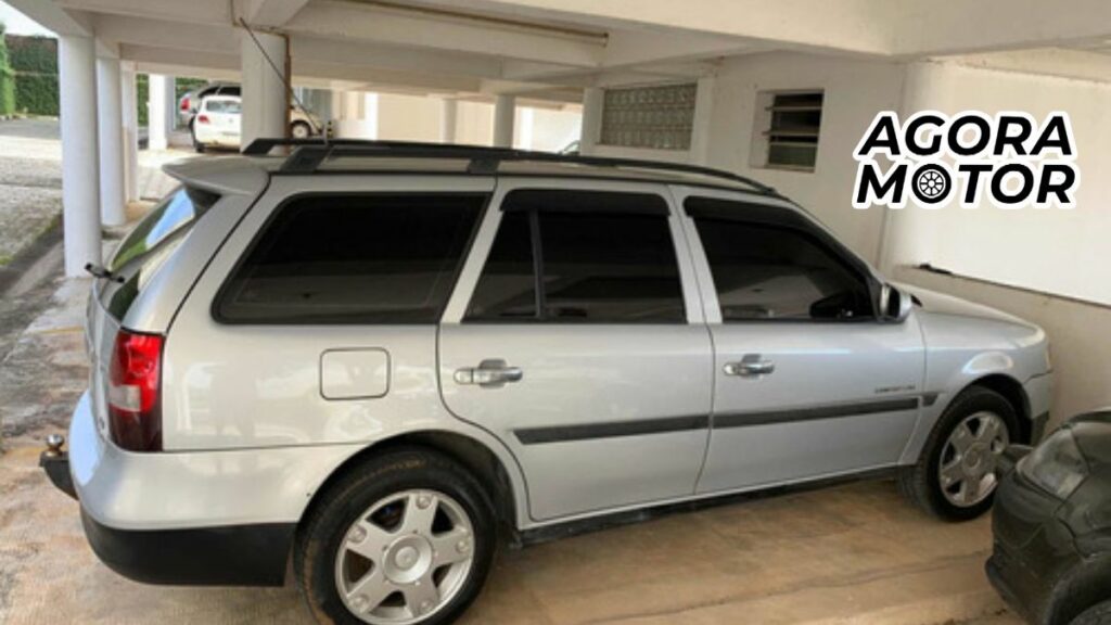 Foto de uma parati 2006