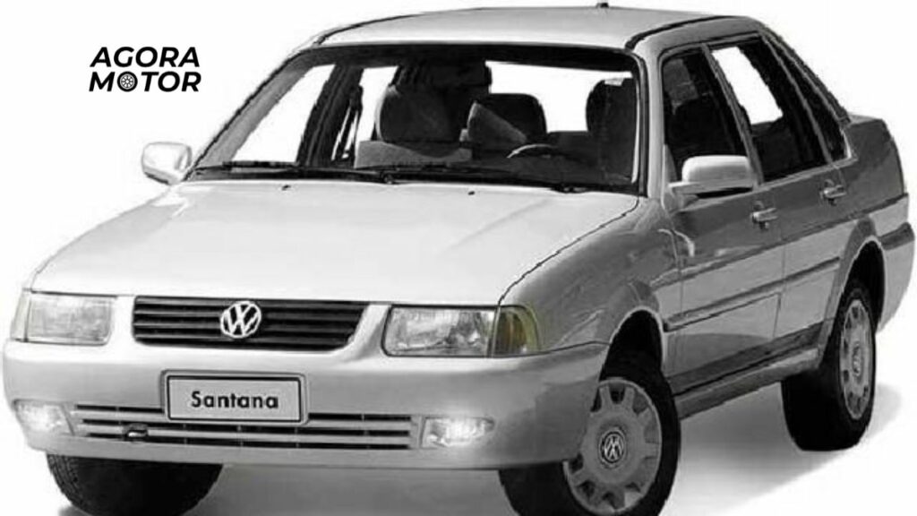 Foto de uma santana 1995 branca