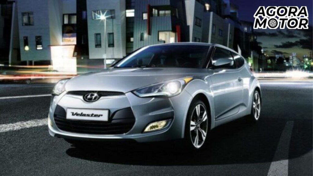 foto de um veloster 2013 prata
