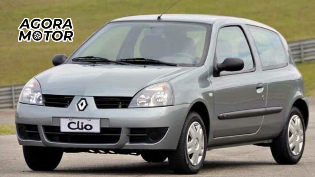 Foto de um Clio 2005 cinza