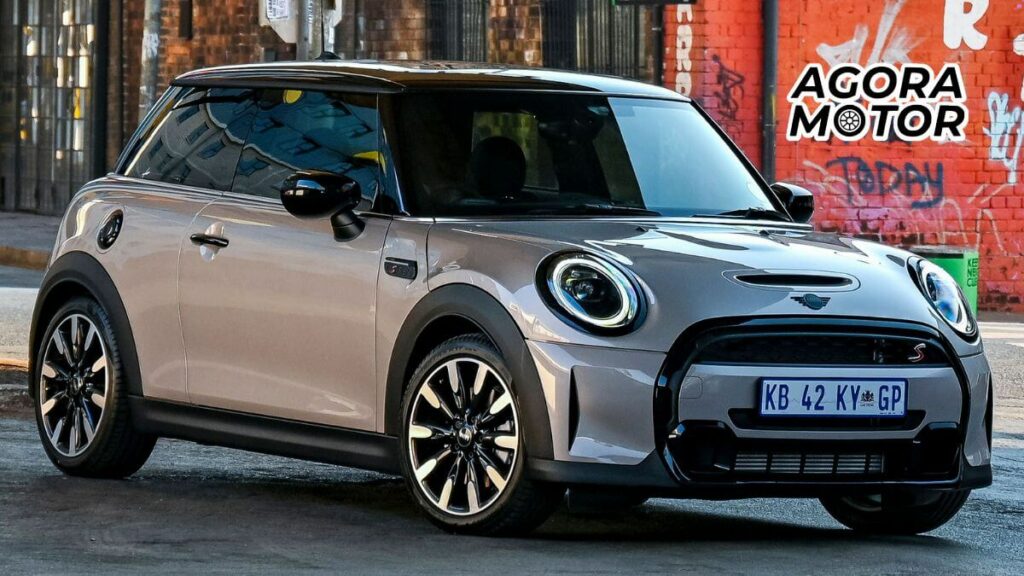 Foto de um Mini Cooper Zero Km cinza