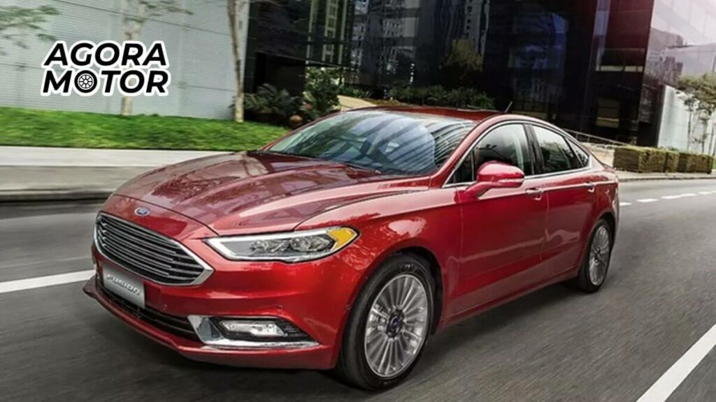 Foto de um Fusion 2016 vermelho