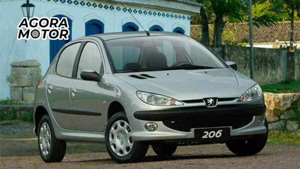 Foto de um um Peugeot 206 2005 cinza