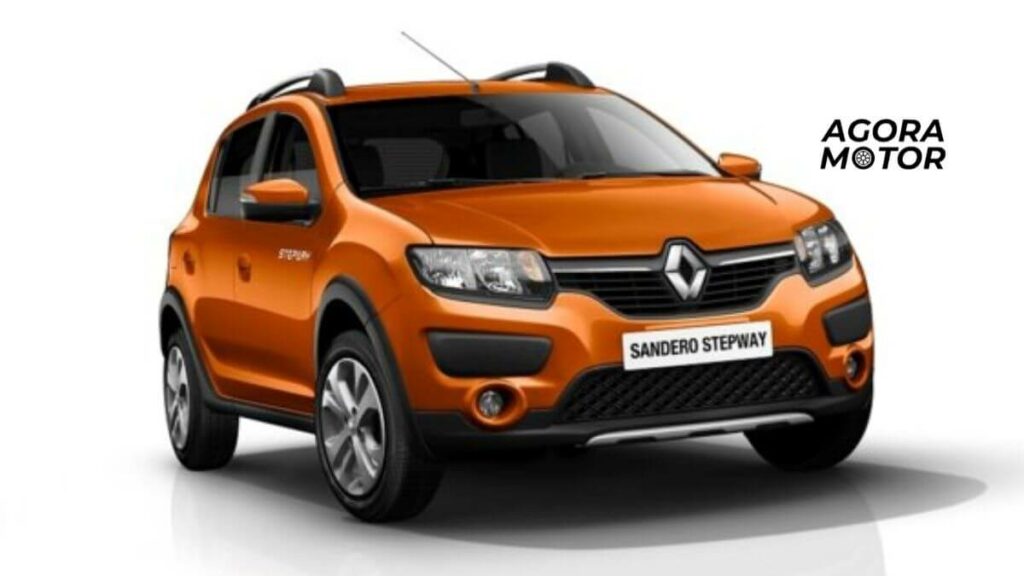 Foto de uma sandero 2015 laranja