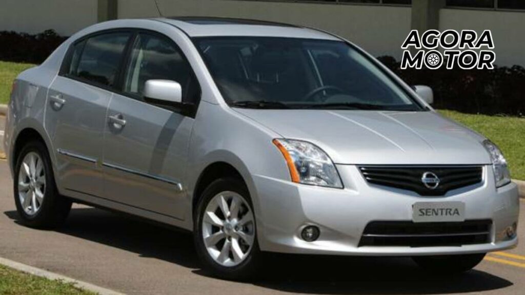 Foto de um Sentra 2010 prata