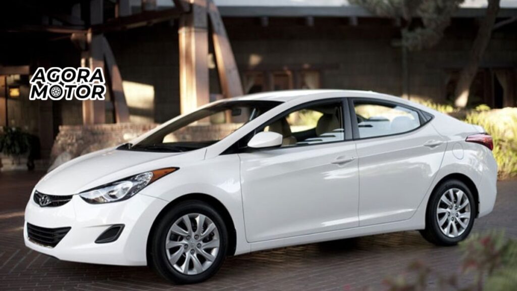 foto de um elantra 2012