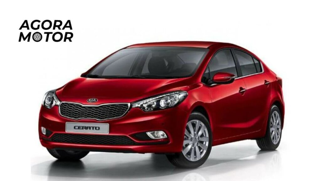 Foto de um Cerato 2015 vermelho