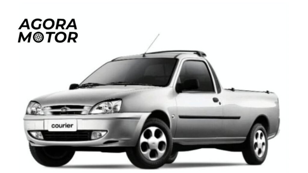 Foto de uma Courier 2011 prata