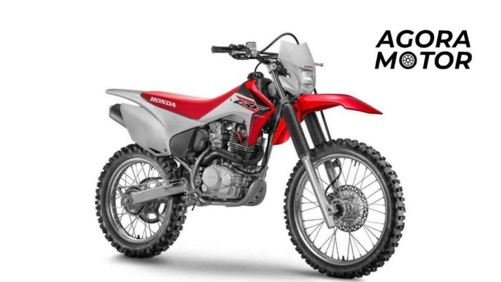 Foto de uma CRF 230 F 2018