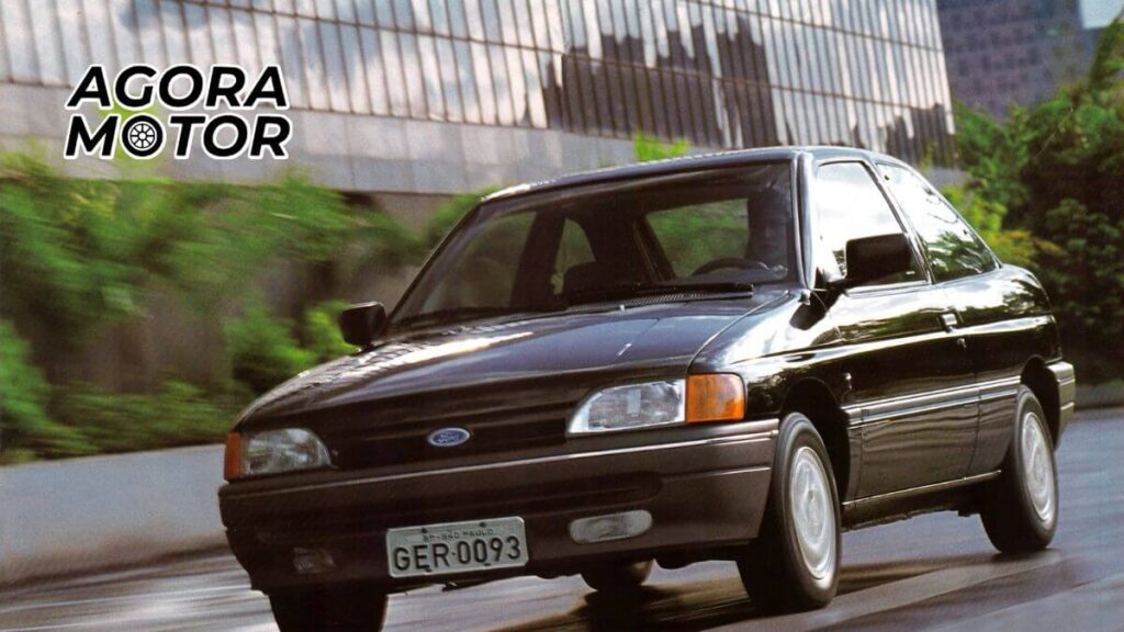 Foto de um Escort 1993 preto