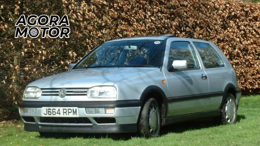 Foto de um Golf 1992 prata