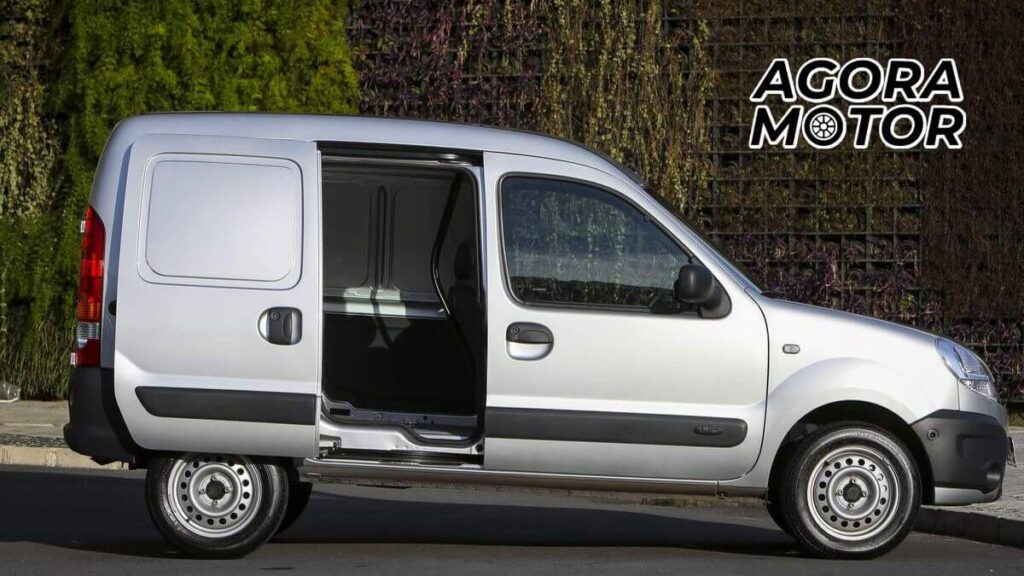 Foto de um Renault Kangoo 2015
