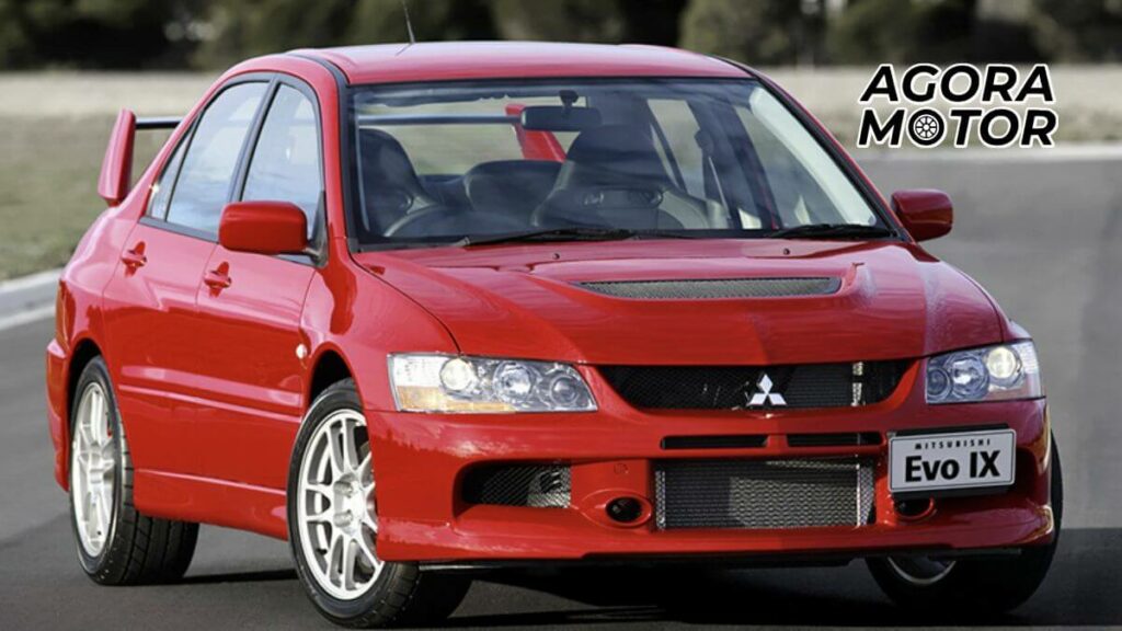 Foto de um Lancer Evolution 9 2005 vermelho