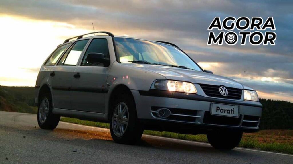 Foto de uma Parati 2003 cinza