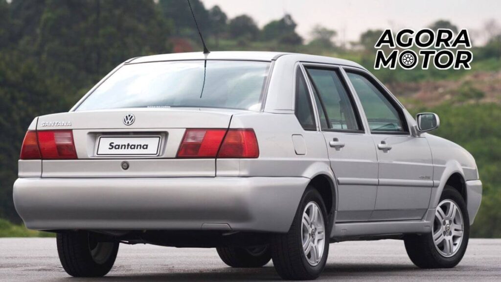 Foto de um Santana 1999