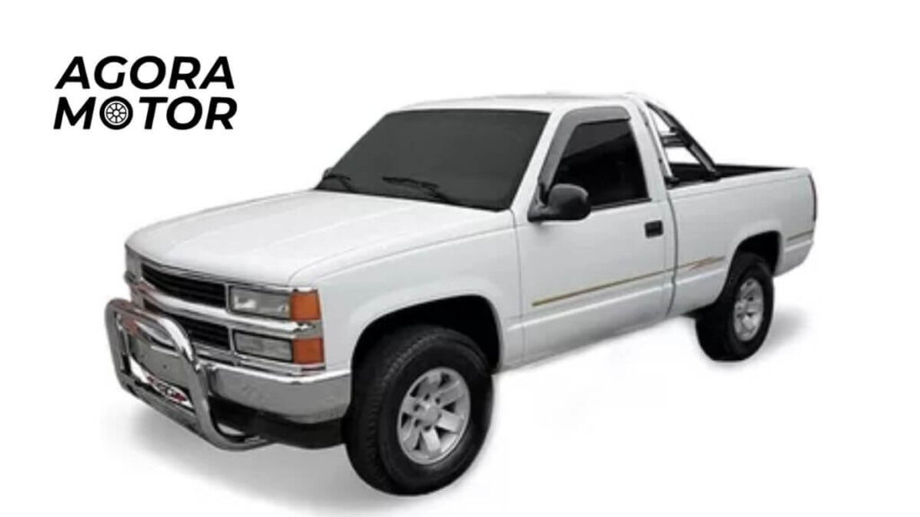 Foto de uma Silverado 2001 branca