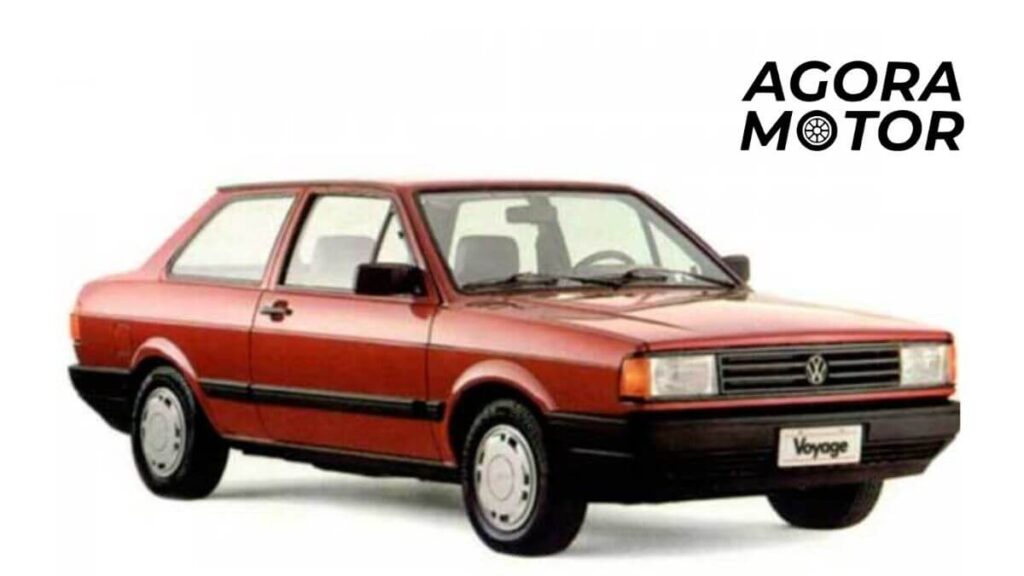 Foto de um Voyage 1987 vermelho