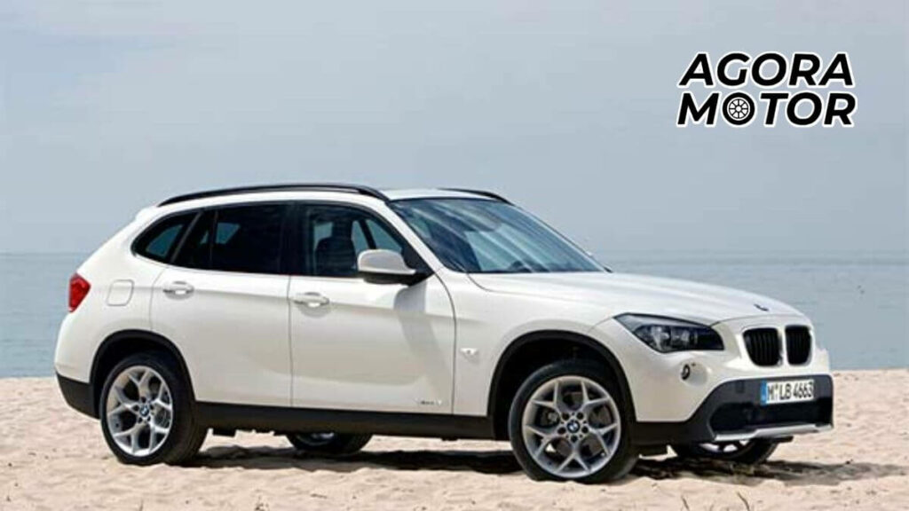 Foto de uma BMW X1 2011 branca