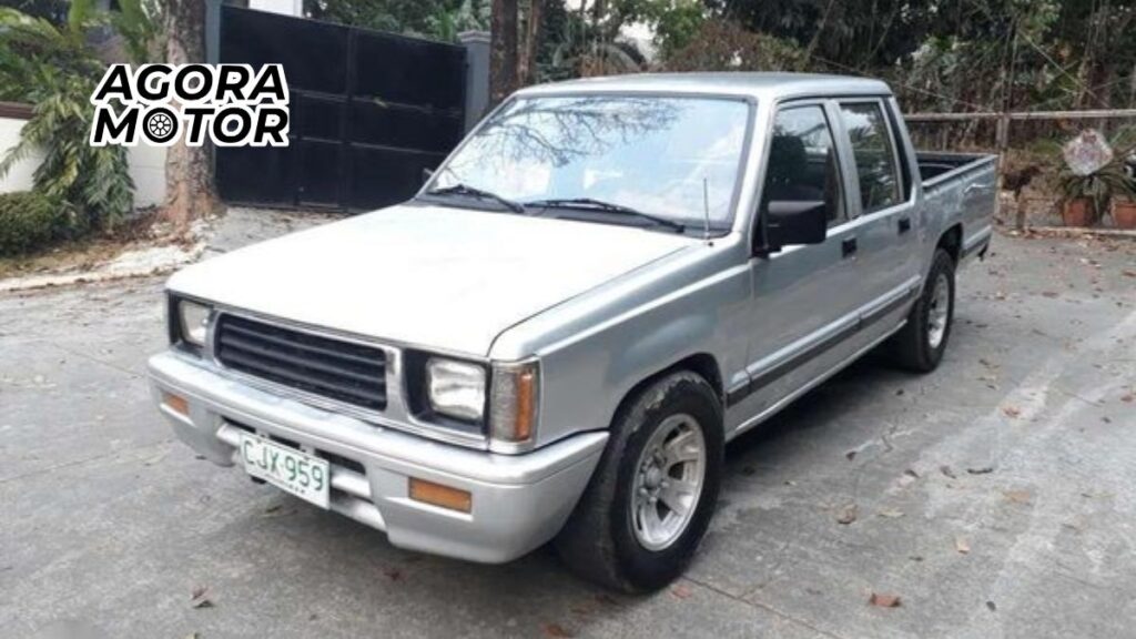 Foto de uma l200 1991 branca