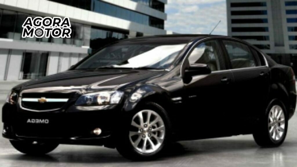 Foto de um Omega 2012 preto
