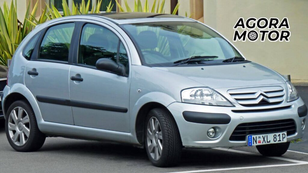 Foto de um C3 2006 prata