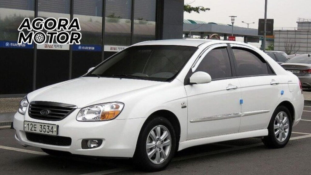 Foto de um Cerato 2008 branco