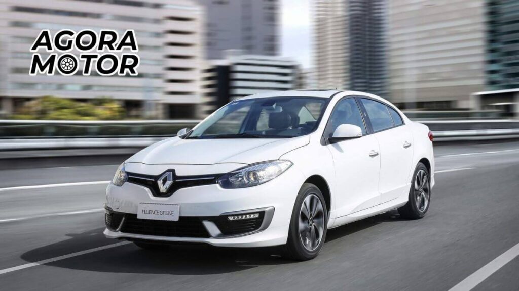 Foto de um Fluence 2016 branco