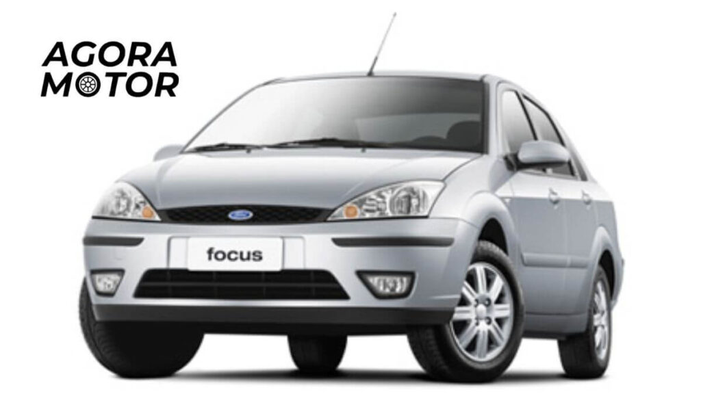 Foto de um Focus 2005 prata