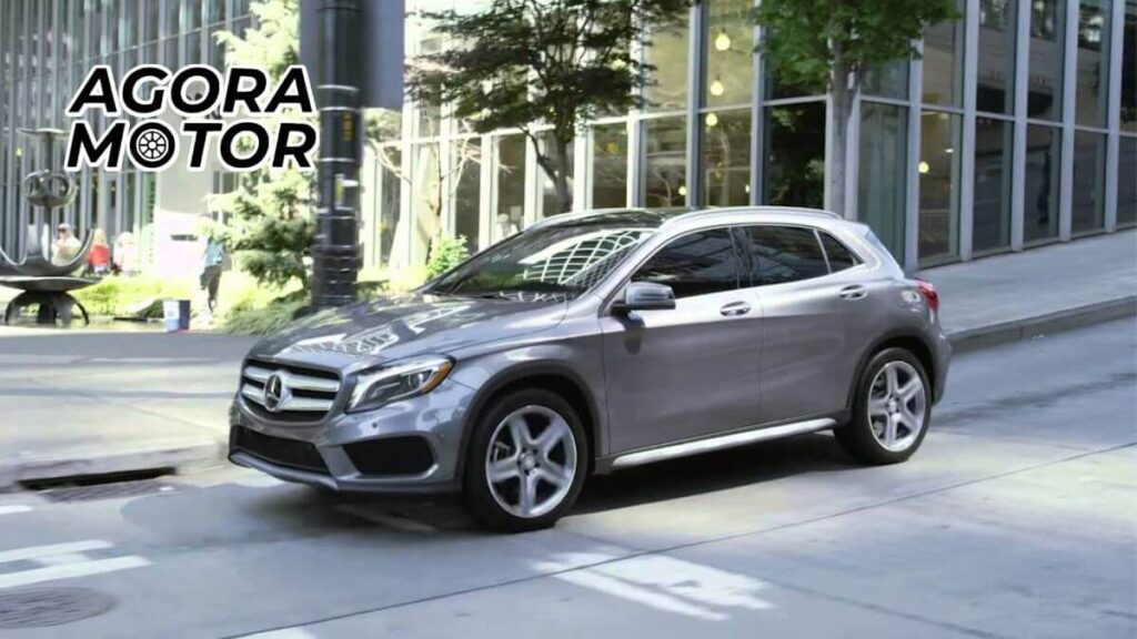 Foto de uma GLA 2016 cinza