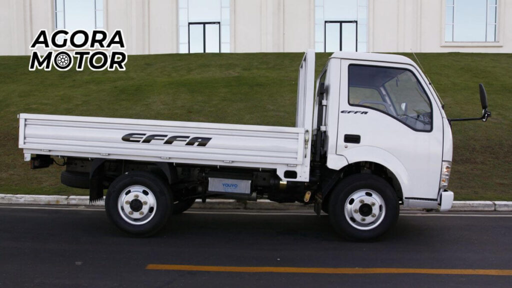 Foto de um JBC 2011 branco