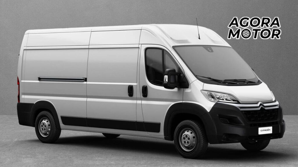 Foto de um Jumper 2022 branco