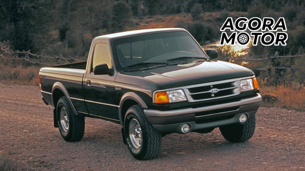 Foto de uma Ranger 1994 preta