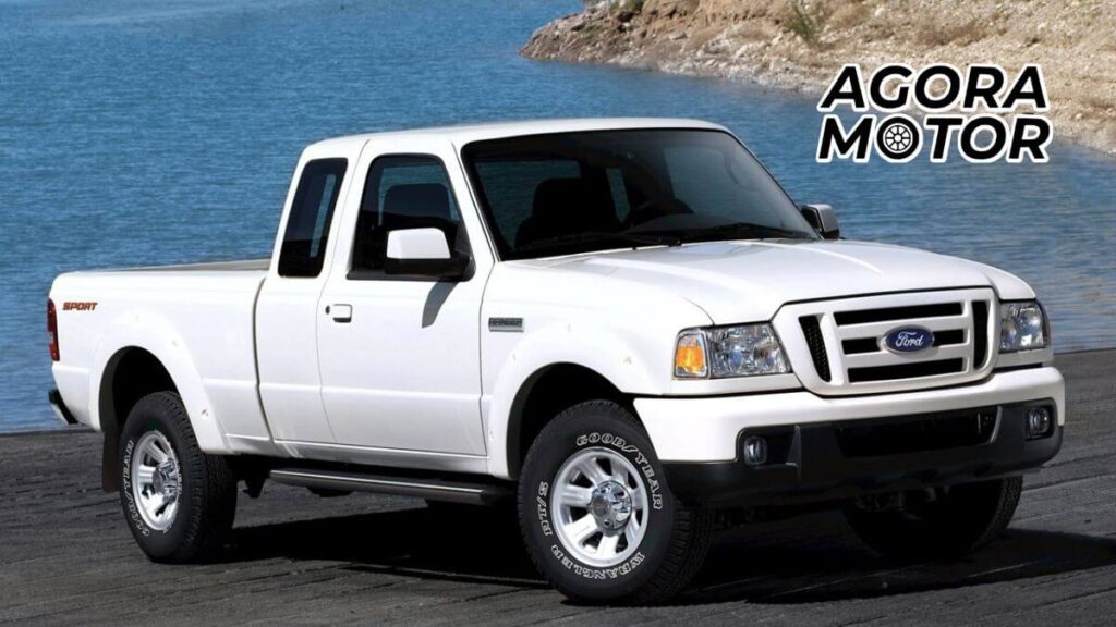 Foto de uma Ranger 2006 branca
