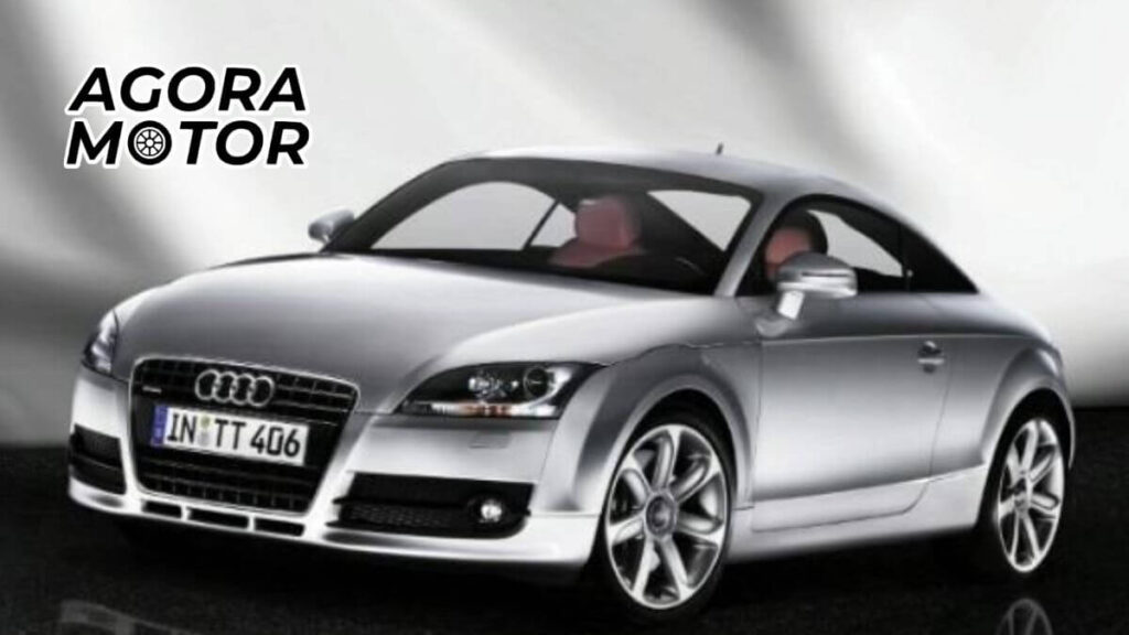 Foto de um Audi TT 2012 prata