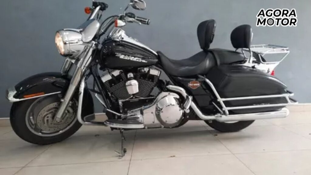 Harley-Davidson Road King 2005 preta