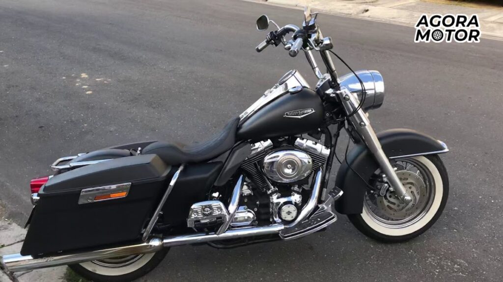 Harley-Davidson Road King 2007 preta