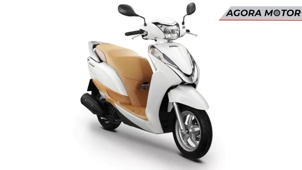 Honda Lead 2015.