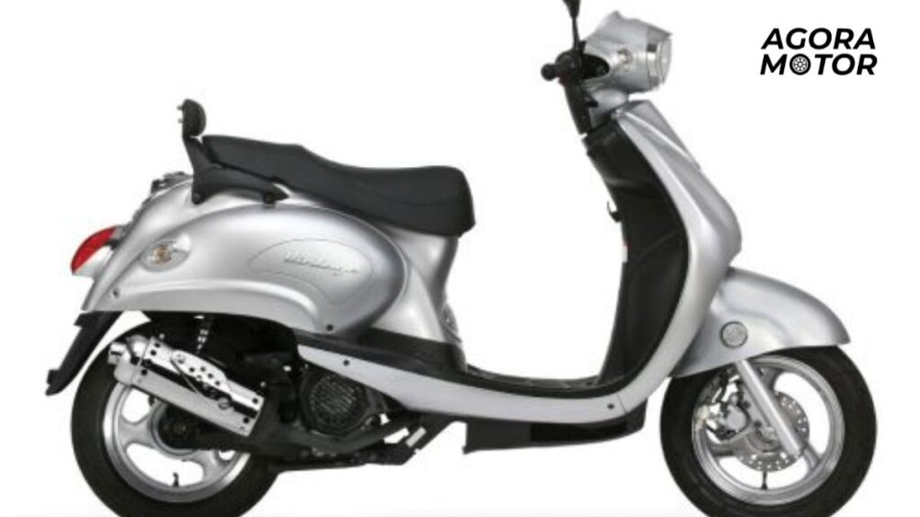 VINTAGE 150 2012 na cor prata