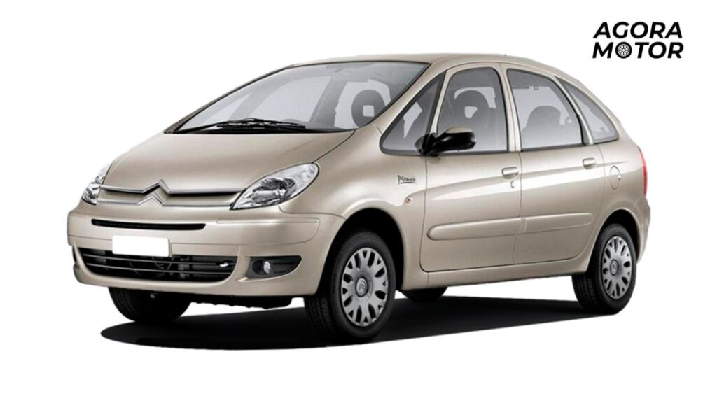 Um Xsara 2002 dourado
