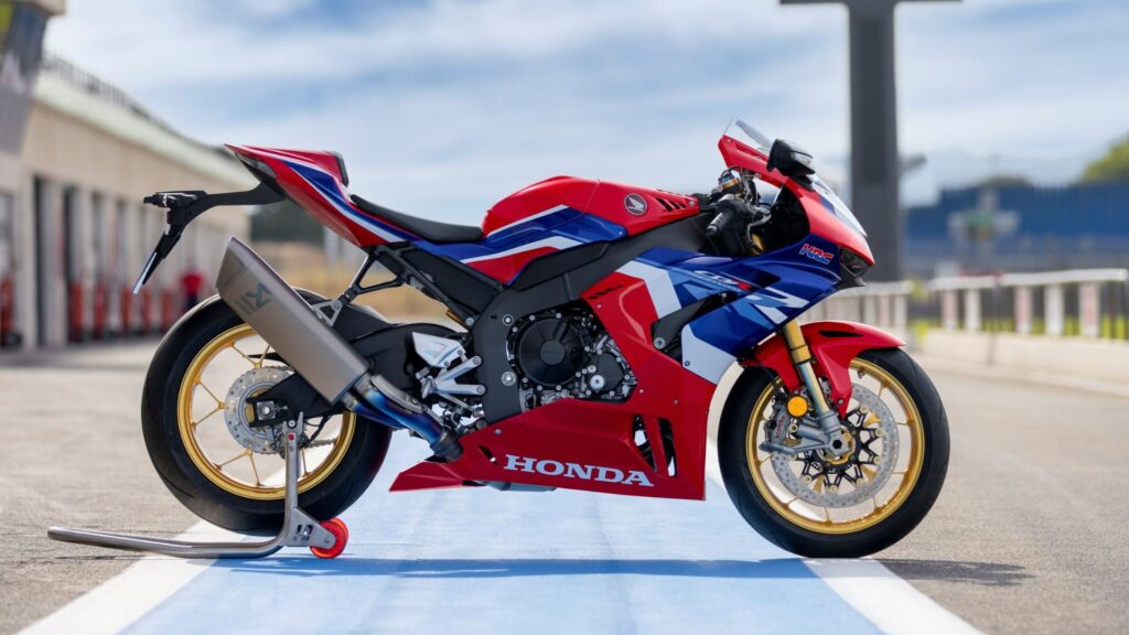 CBR 1000 RR-R Fireblade SP Zero KM